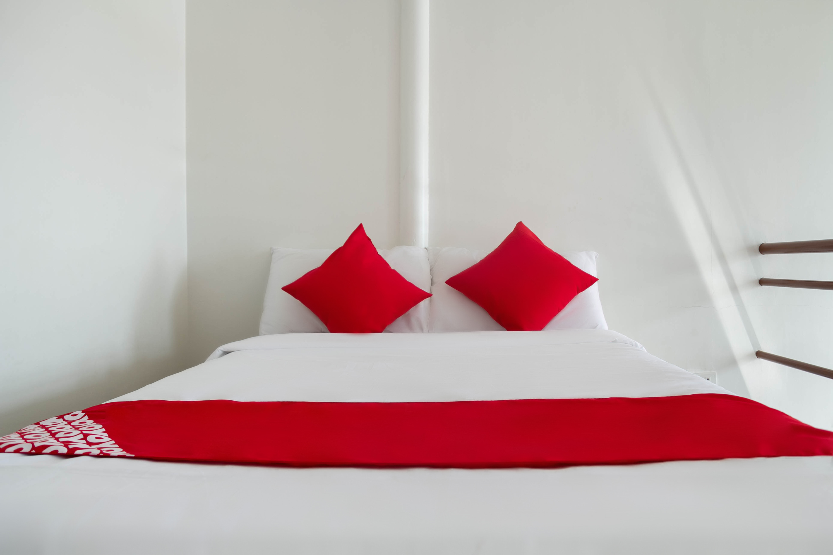Goldentown Hotel And Residences by OYO