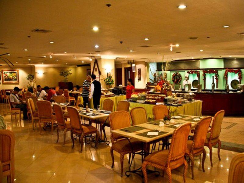 Grand Regal Hotel Davao