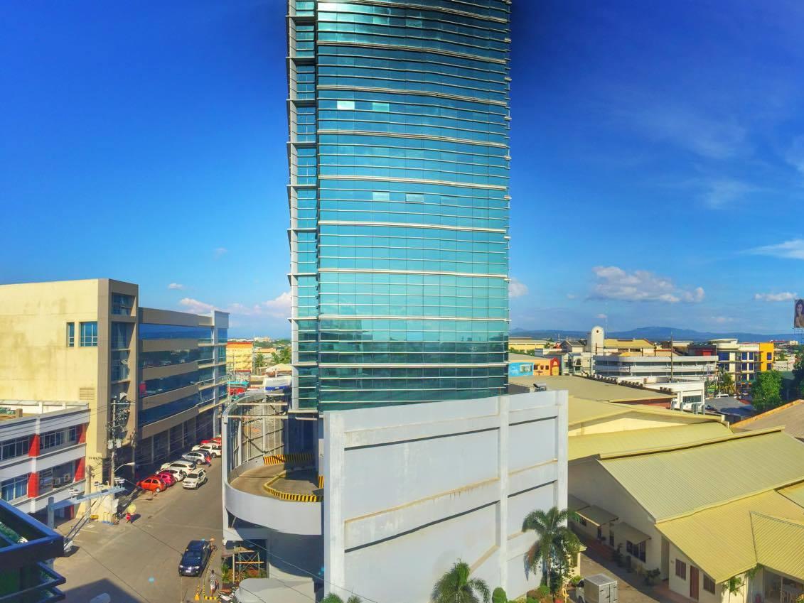 Green Banana Business Hotel