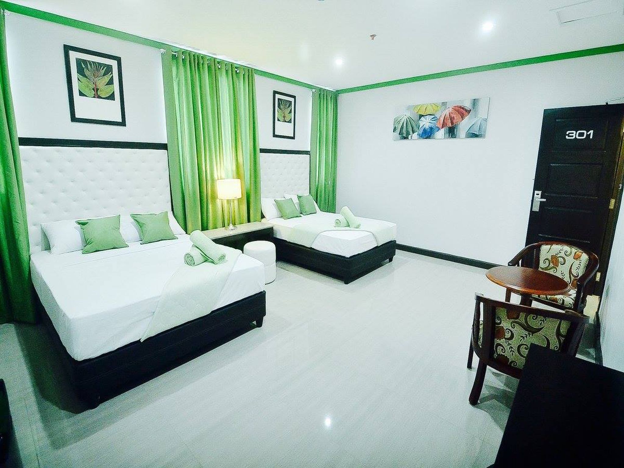 Green Banana Business Hotel