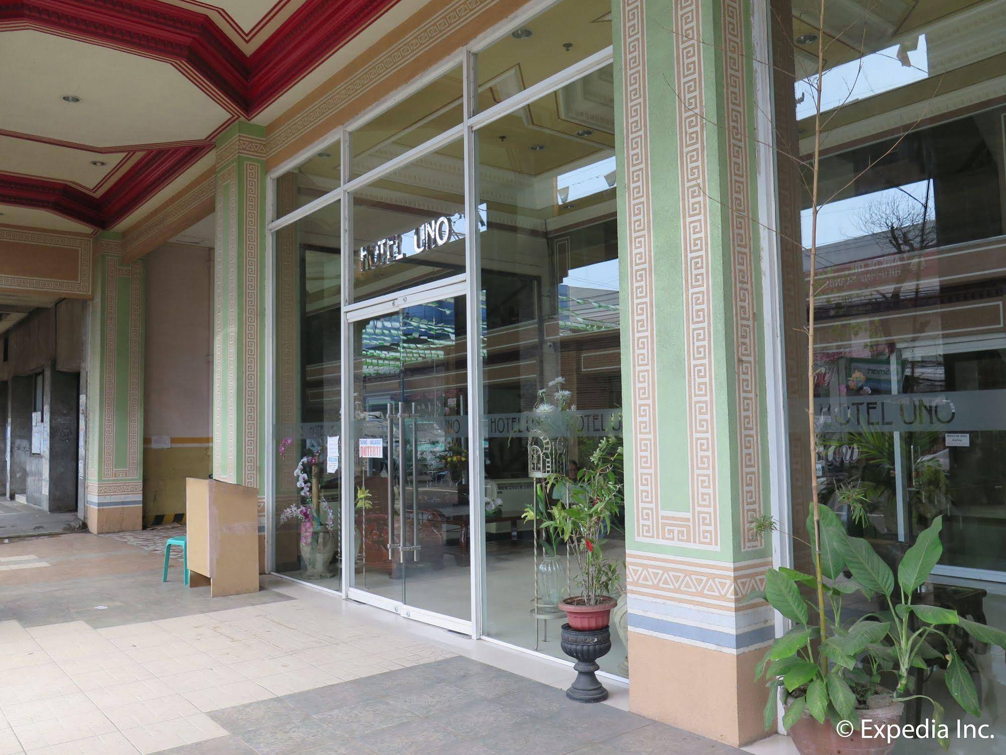 Hotel Uno