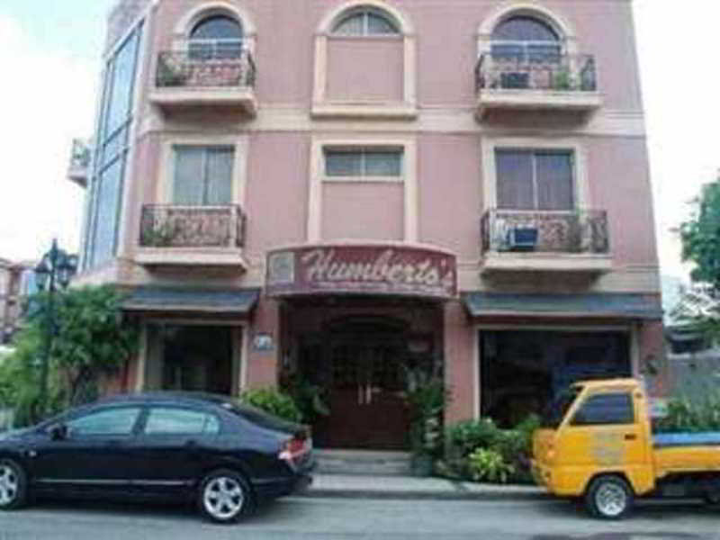 Humberto's Hotel