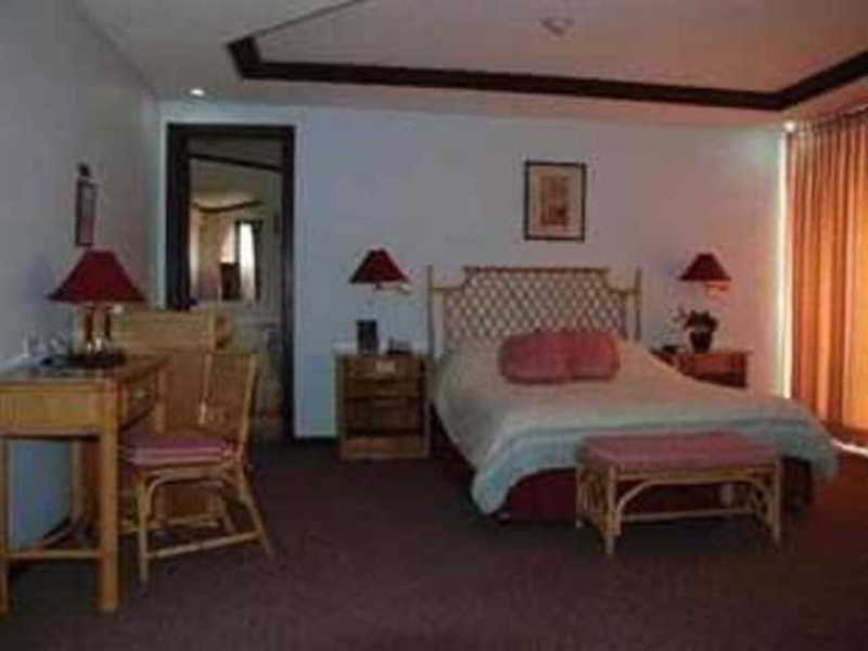 Humberto's Hotel