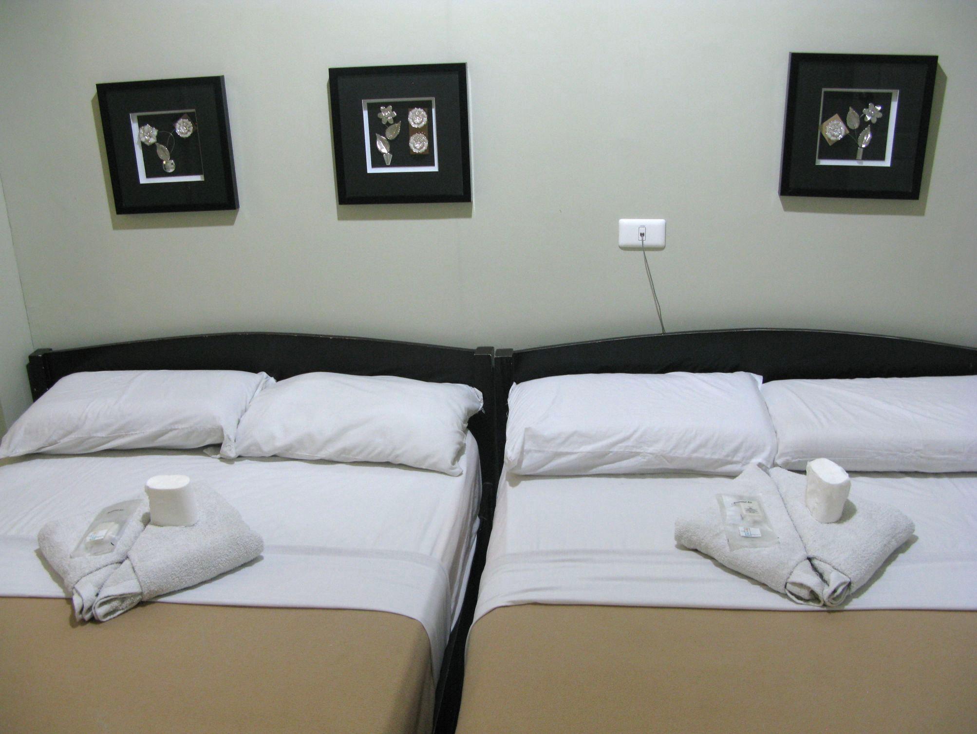 Jade Dragon's Suites