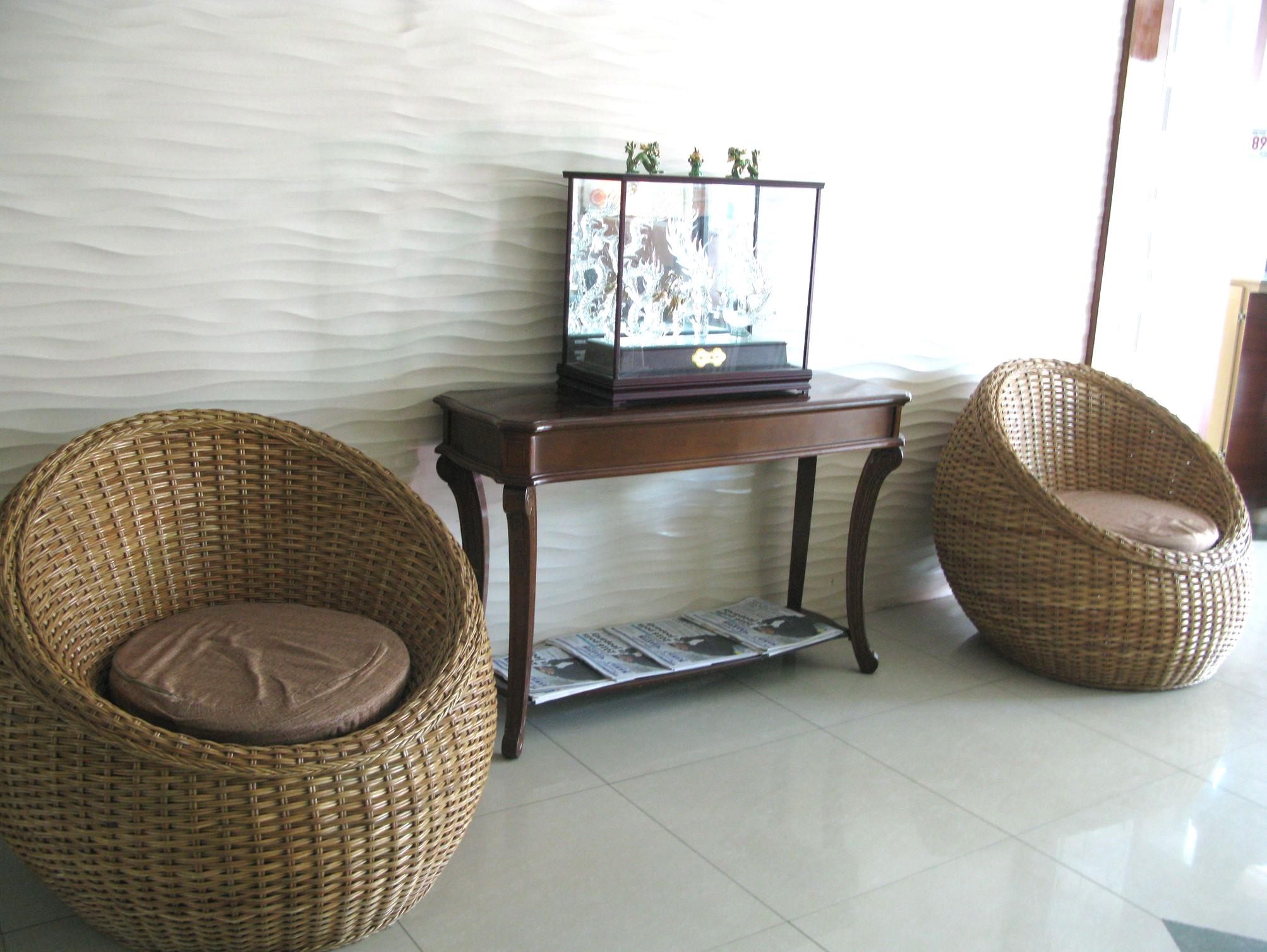 Jade Dragon's Suites