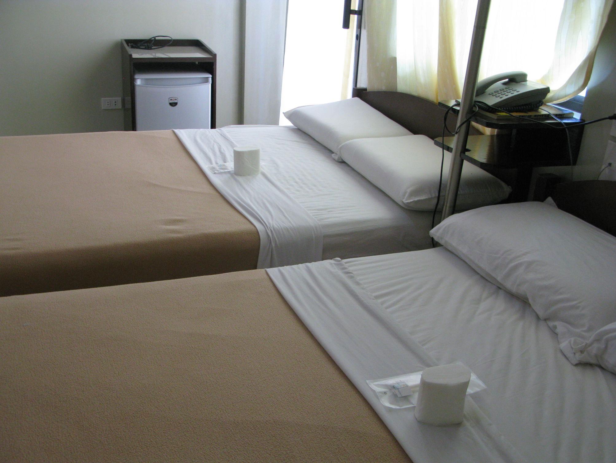 Jade Dragon's Suites