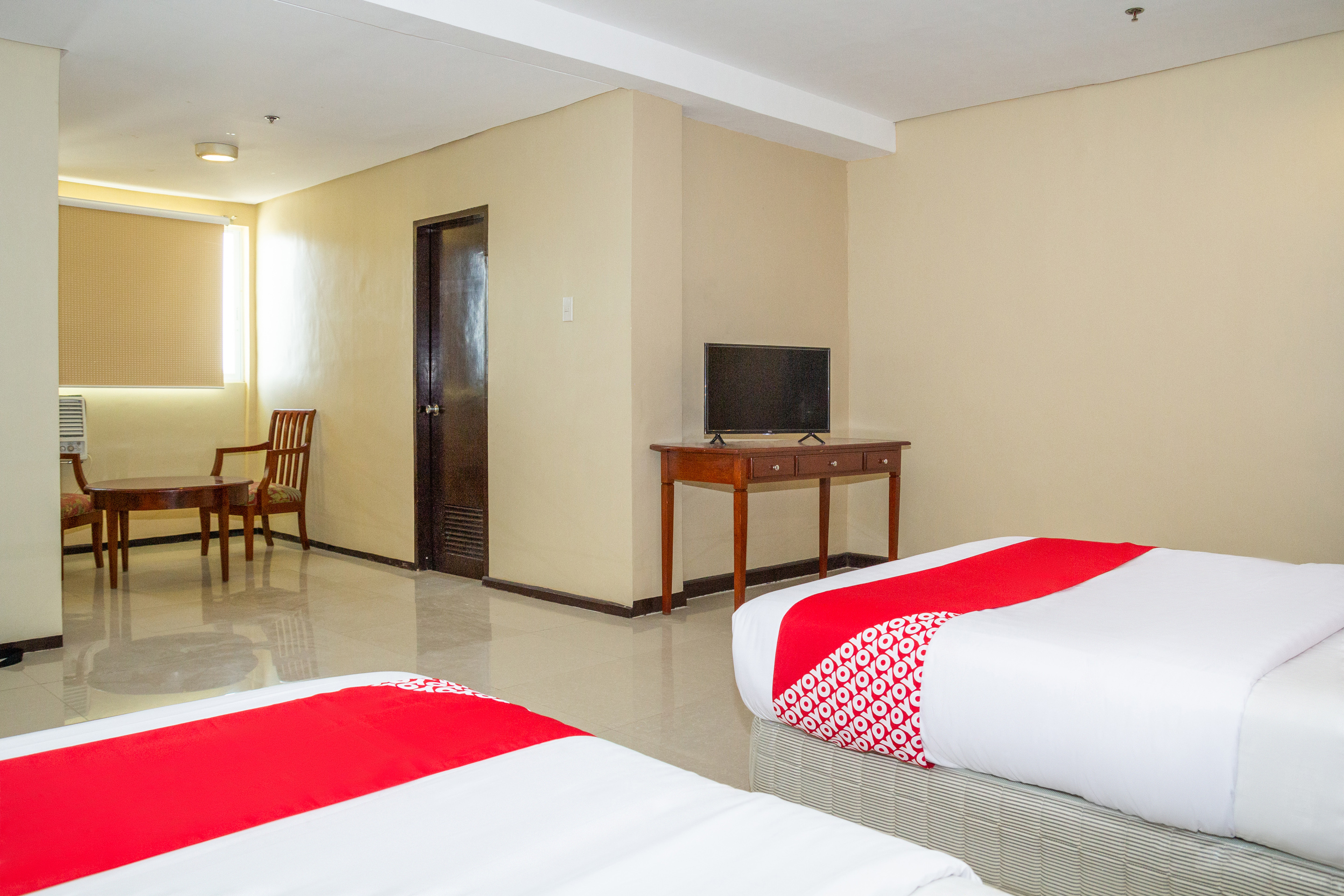 James Country Hotel 2 By OYO Rooms