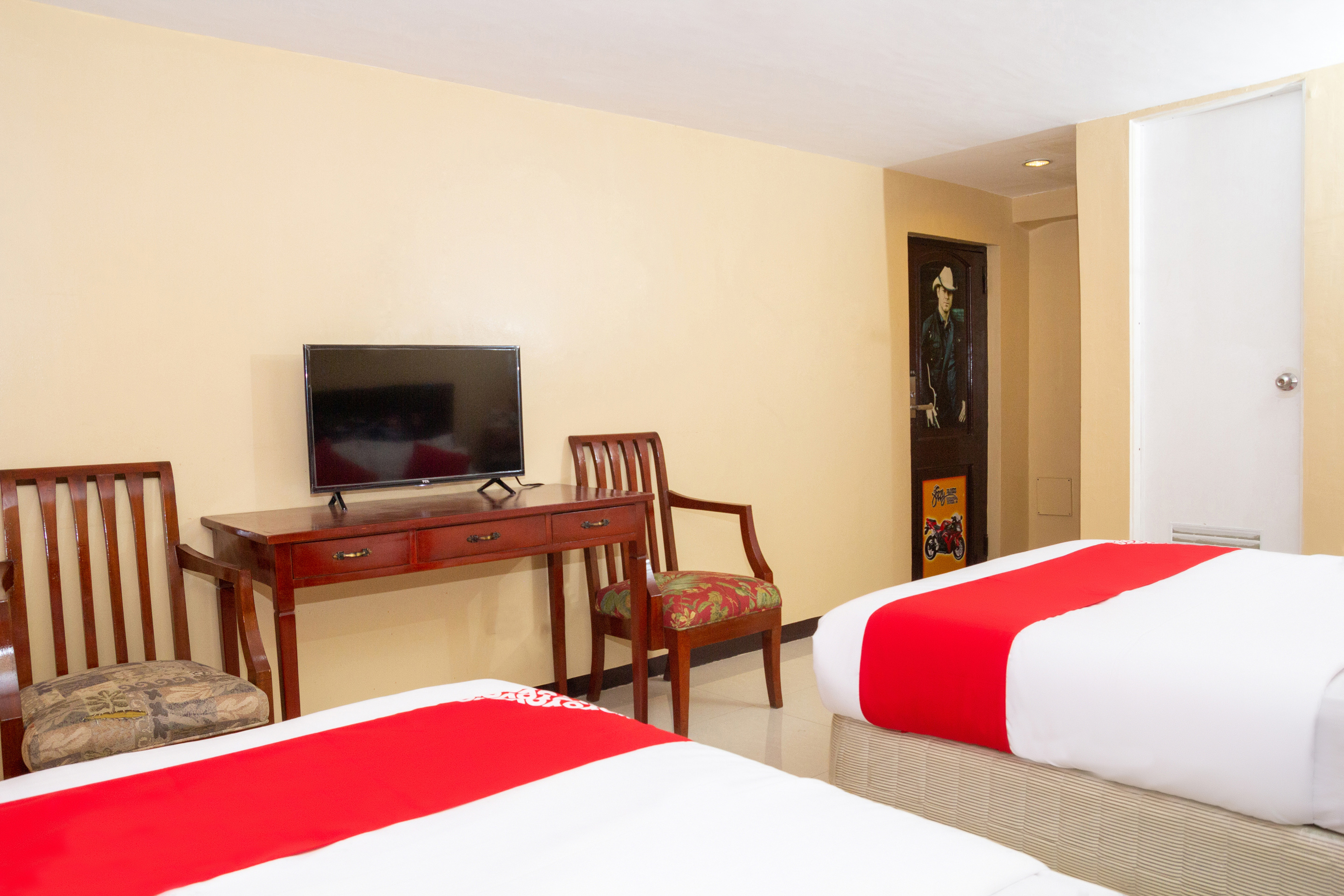 James Country Hotel 2 By OYO Rooms