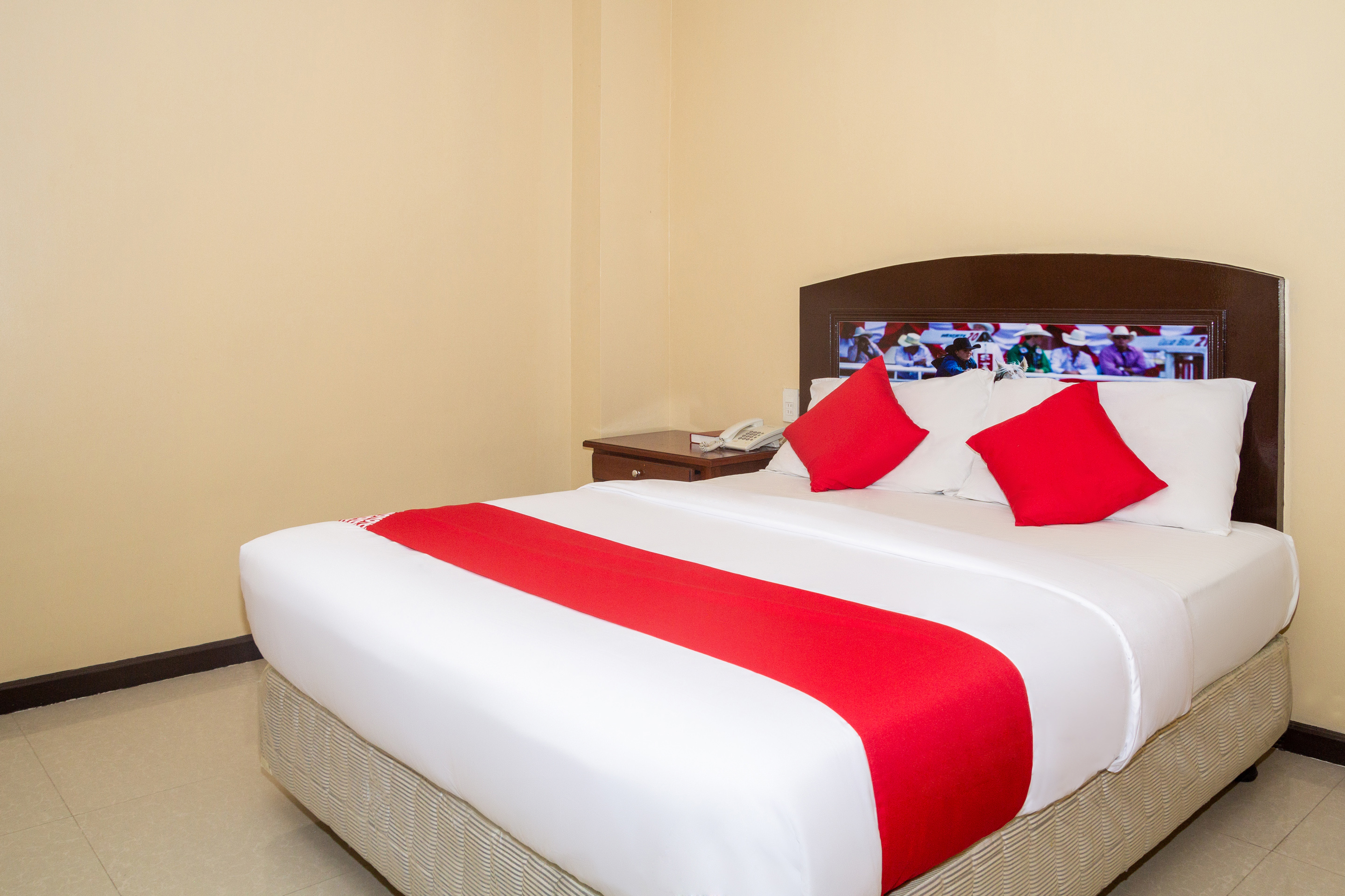 James Country Hotel 2 By OYO Rooms