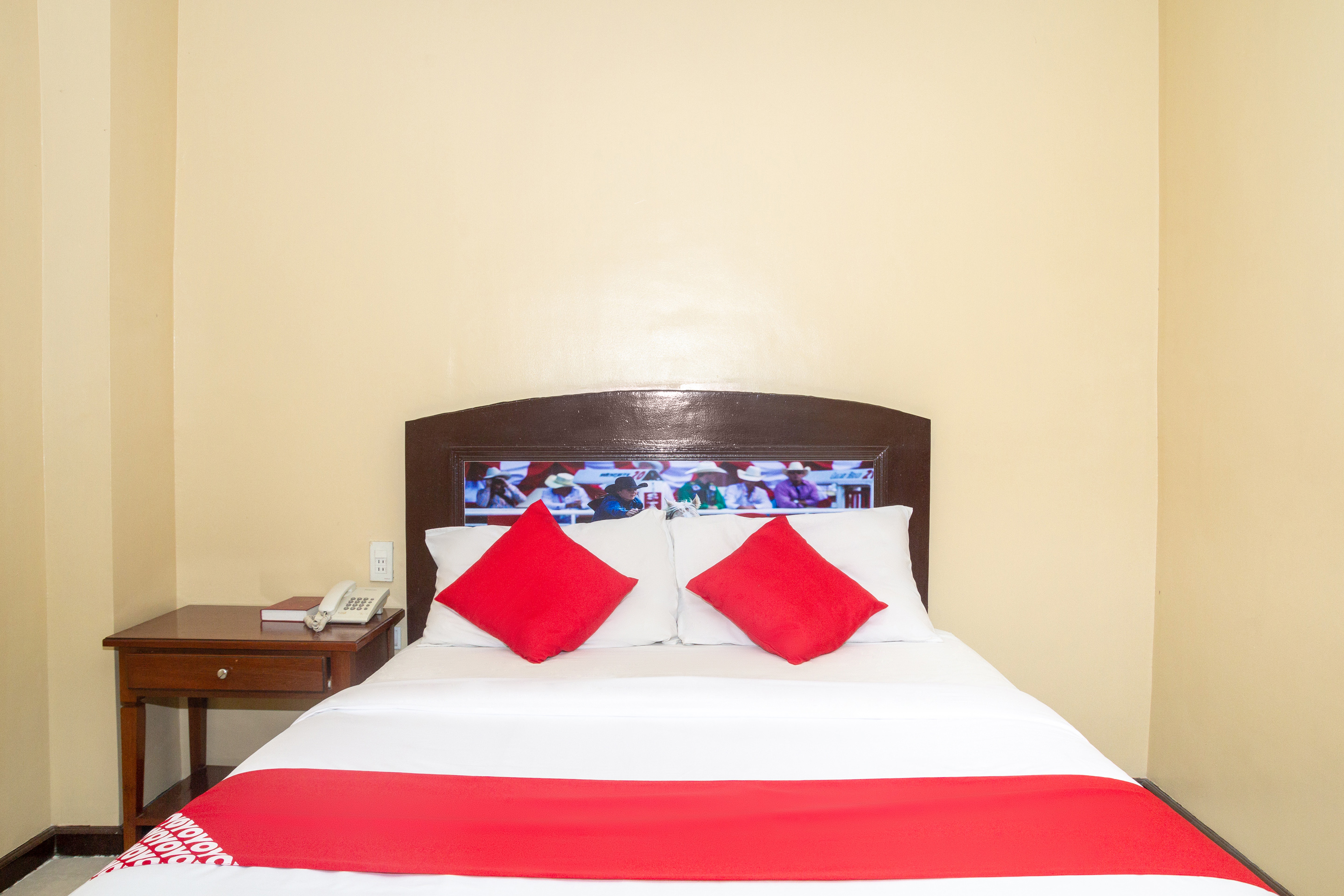James Country Hotel 2 By OYO Rooms