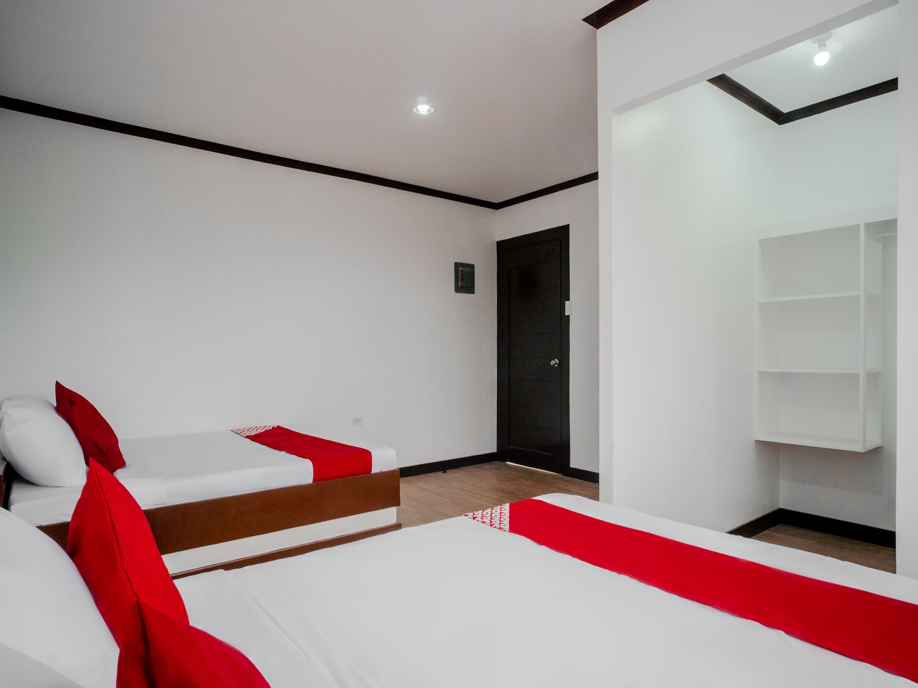 Kutawato Pensionne by OYO Rooms