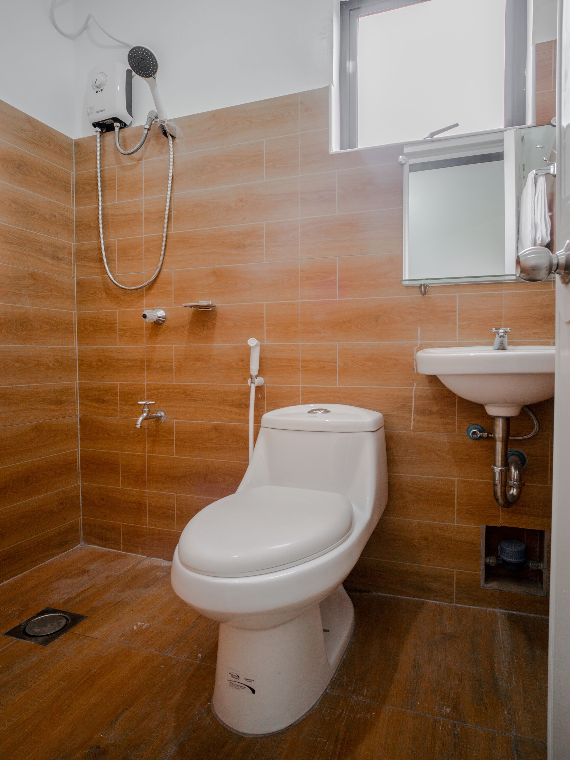 Kutawato Pensionne by OYO Rooms