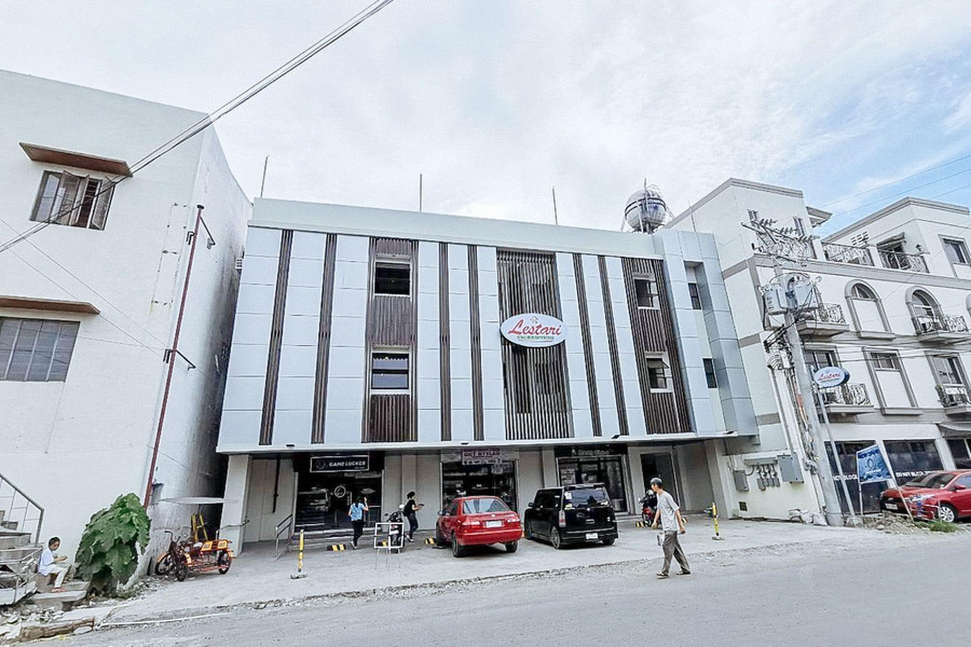 Lestari Hotel And Residence