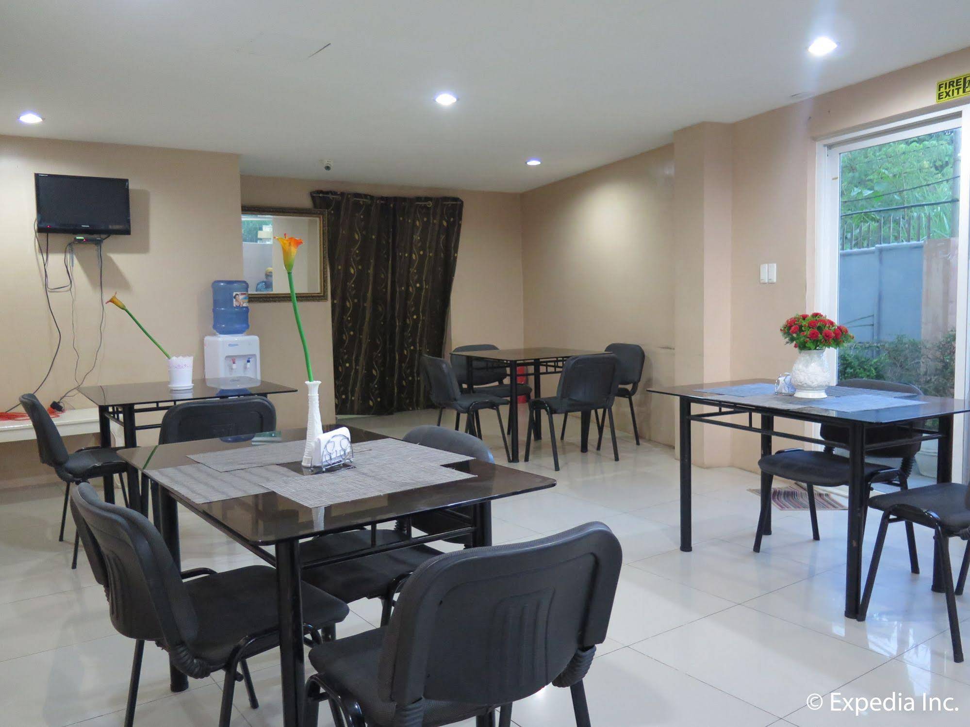 Luxor One Traveler Inn Davao