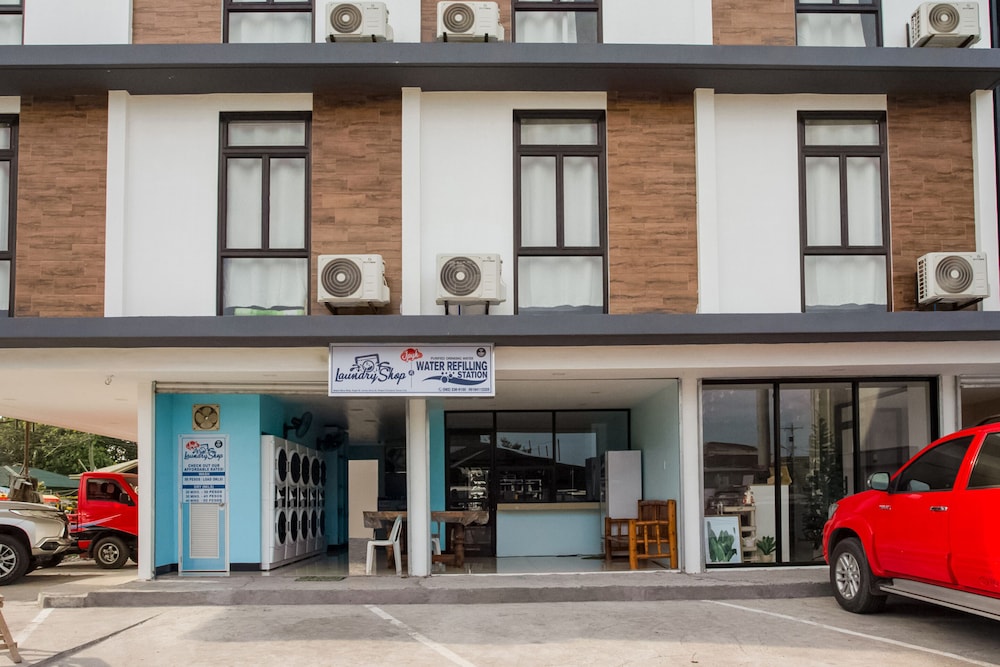 Maple Wave Davao by OYO Rooms