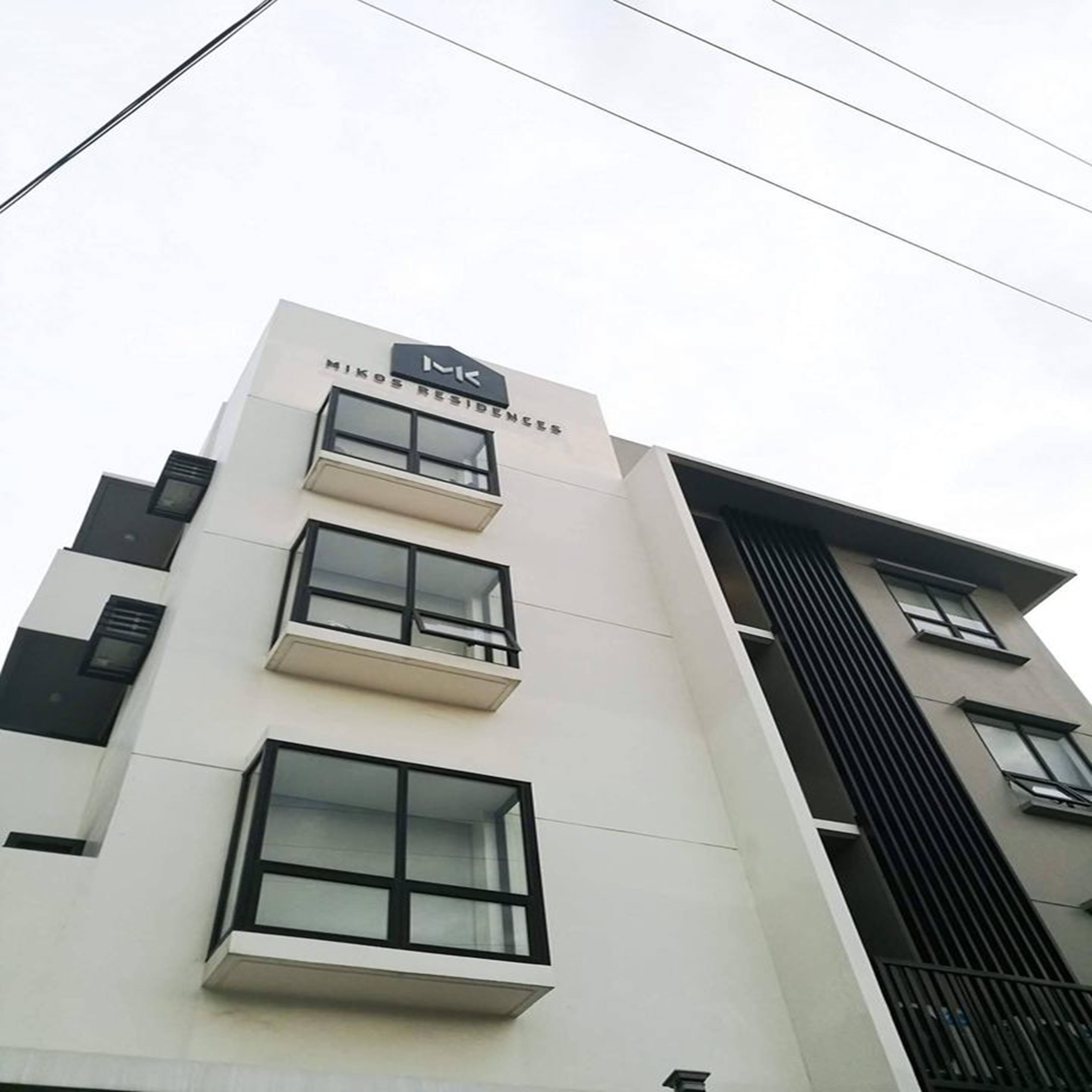 Mikos Suites By Mikos Residences