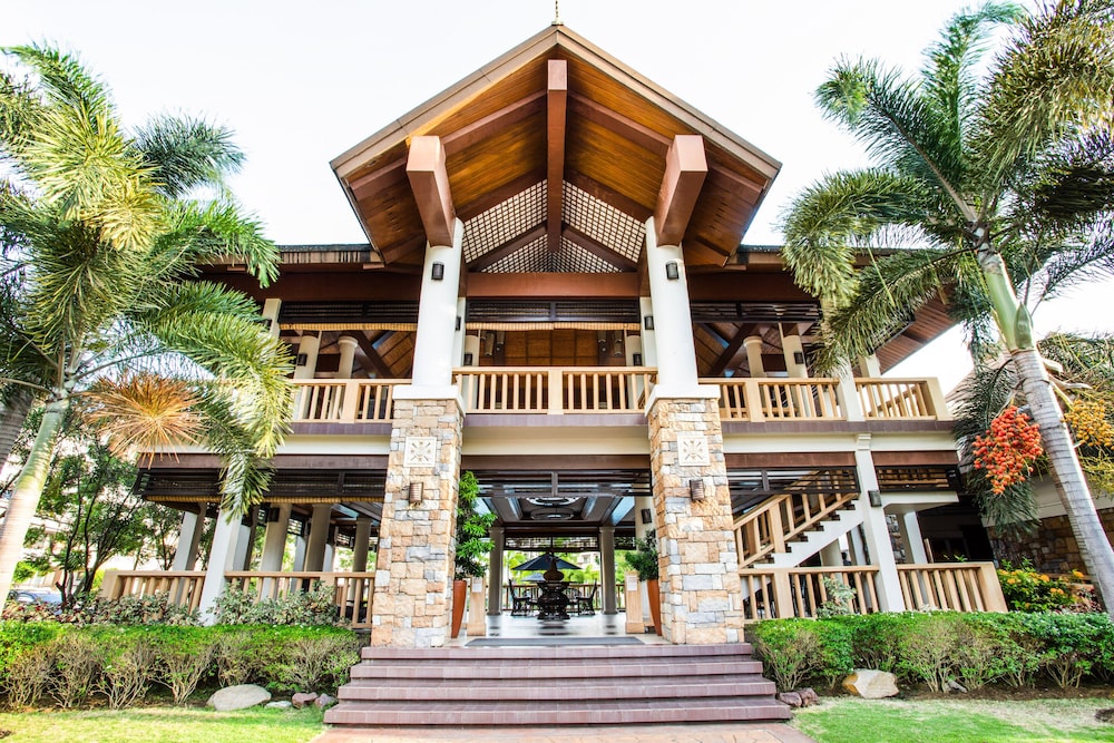 One Oasis by OYO Rooms