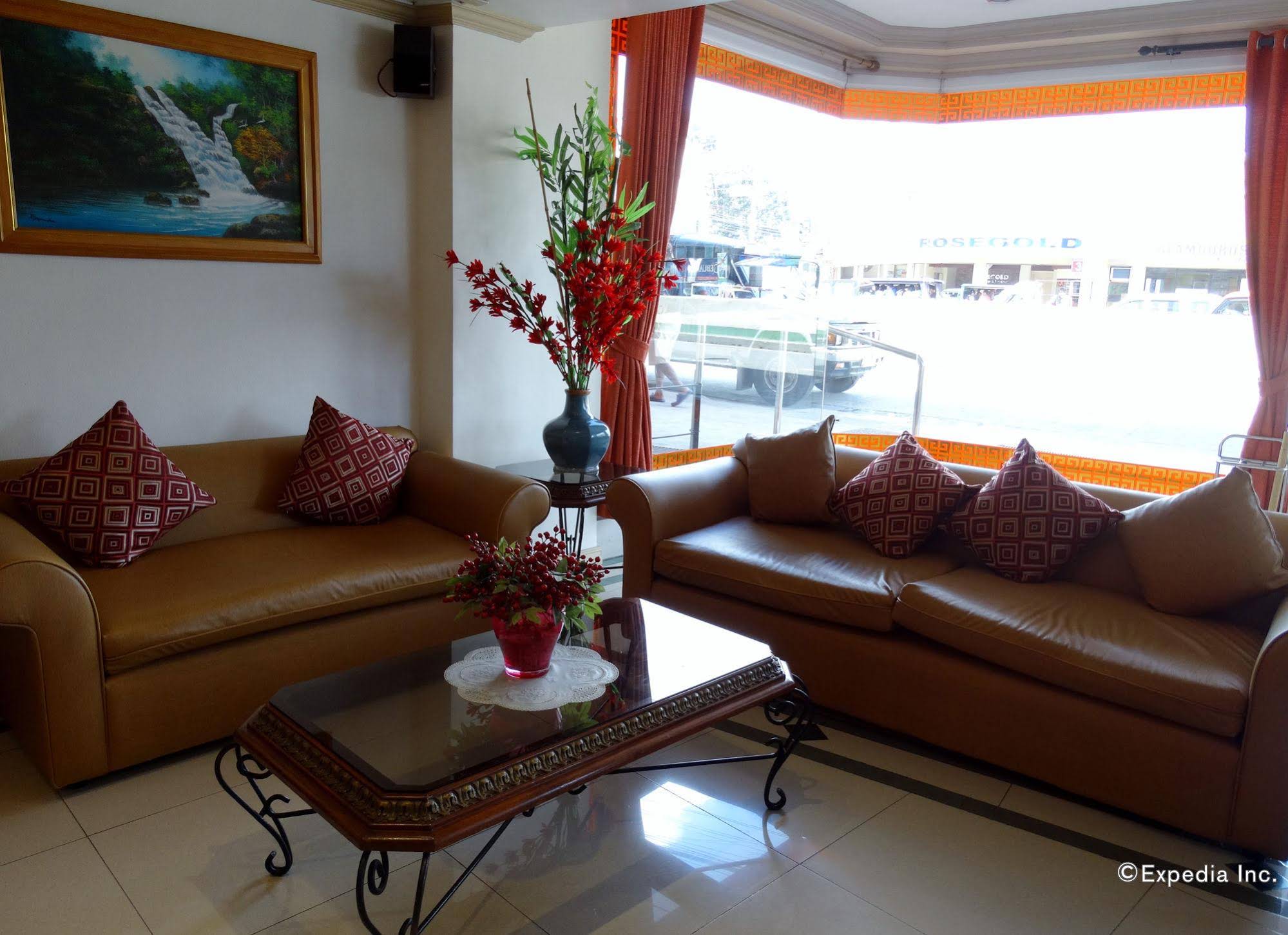 Orange Grove Hotel