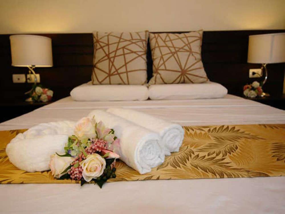 Orchard Hotel