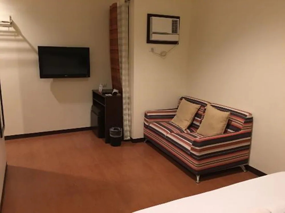 Orchard Hotel