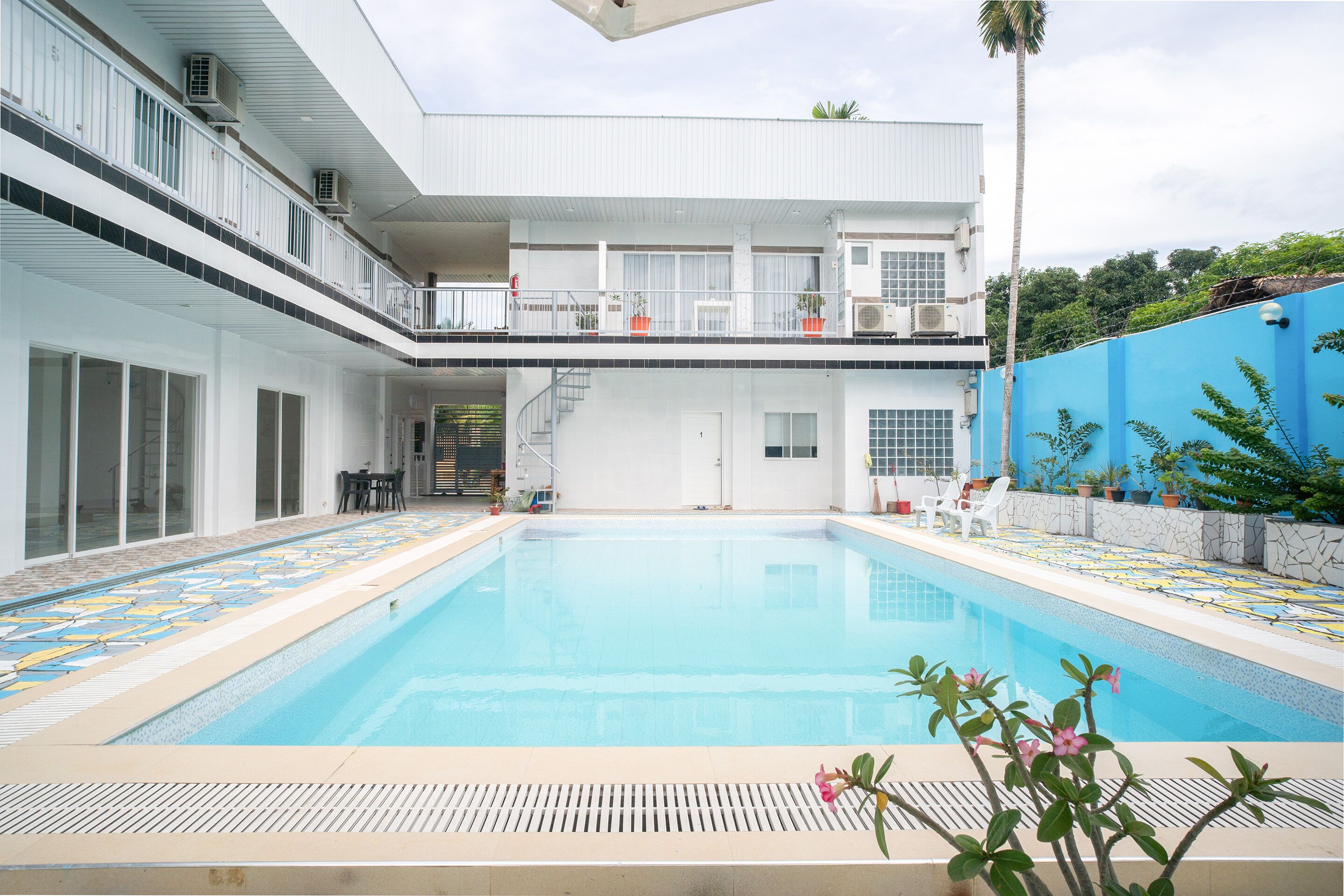 OYO 630 Sena Gladyz Suites