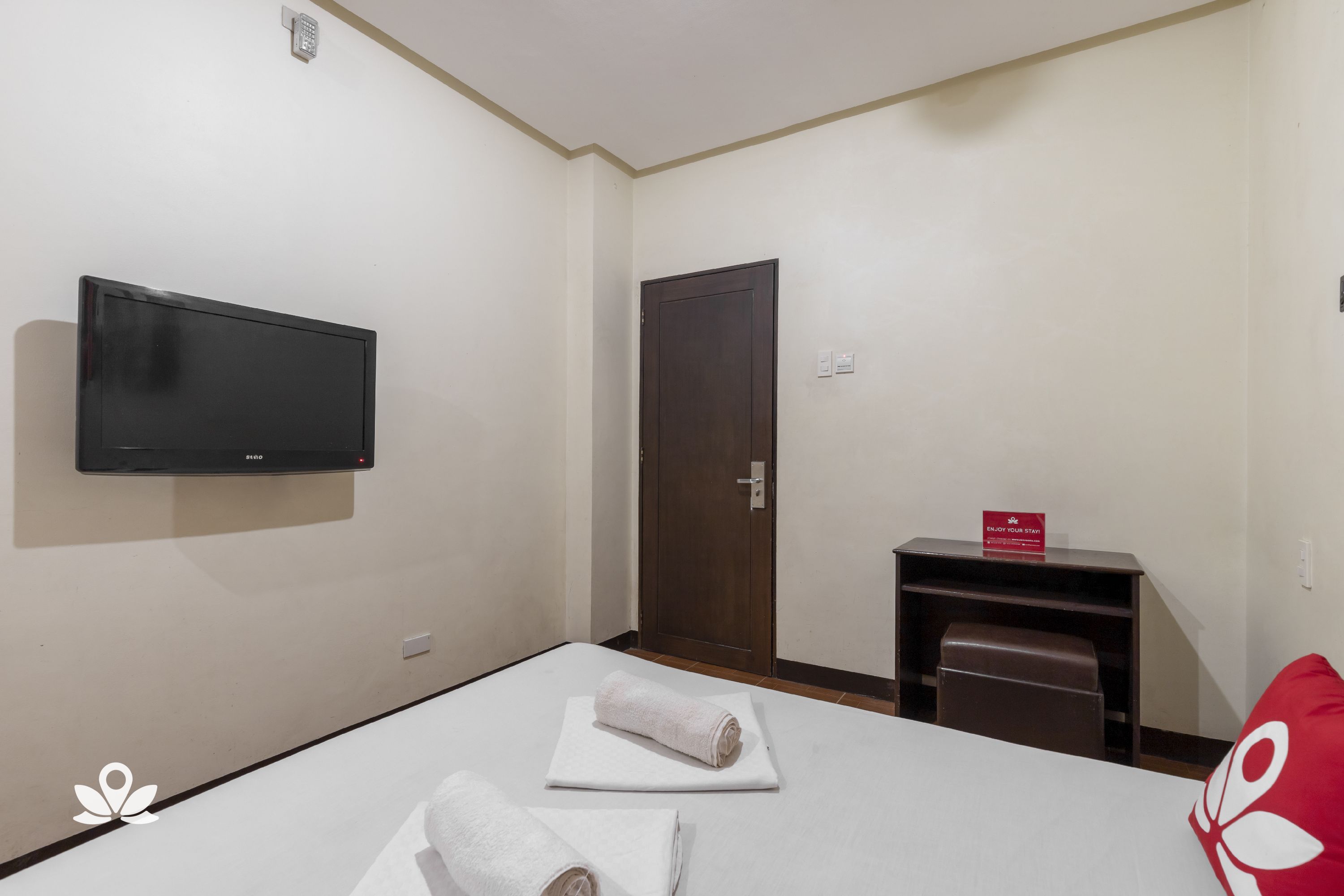Palm Residence Inn by Zen Rooms