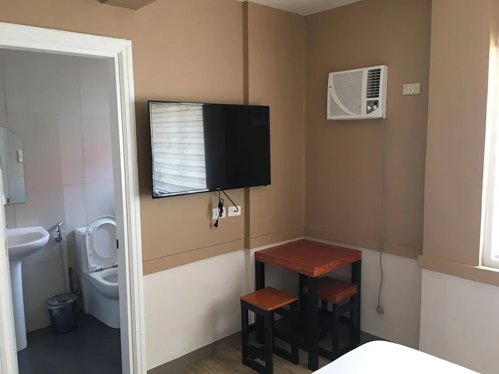Q8 Hotel
