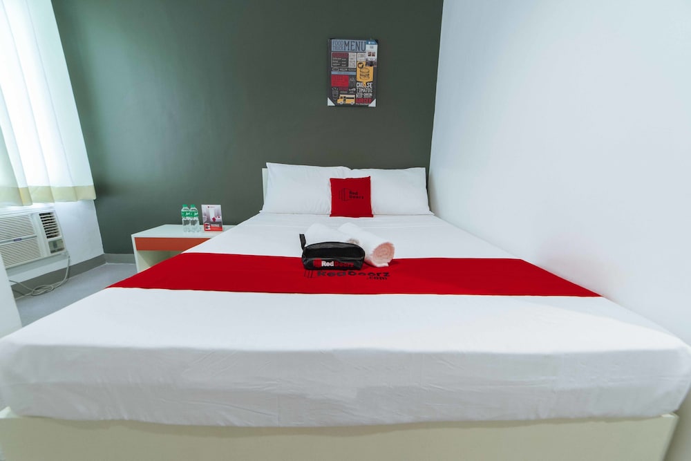 RedDoorz Plus @ Roxas Street Davao