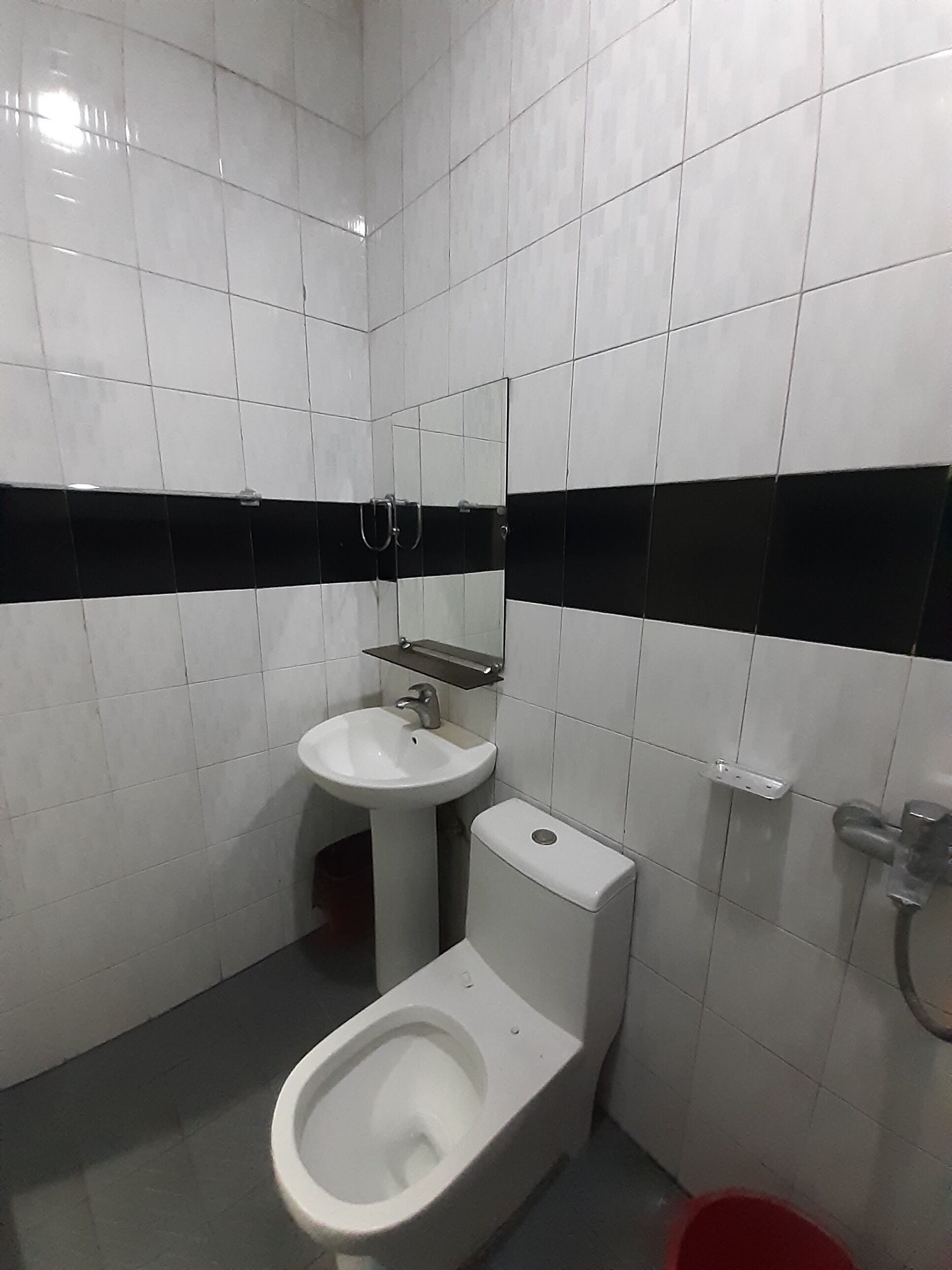 Sharana Pensionne by OYO Rooms