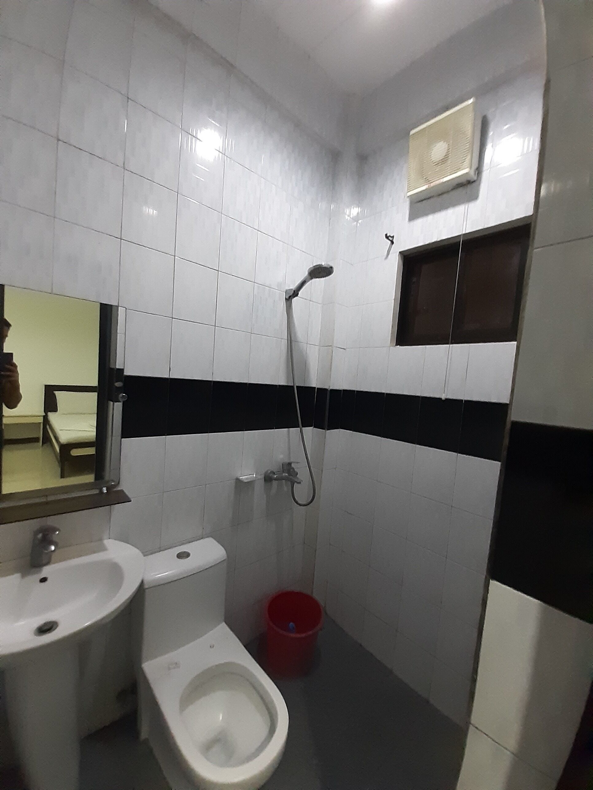 Sharana Pensionne by OYO Rooms