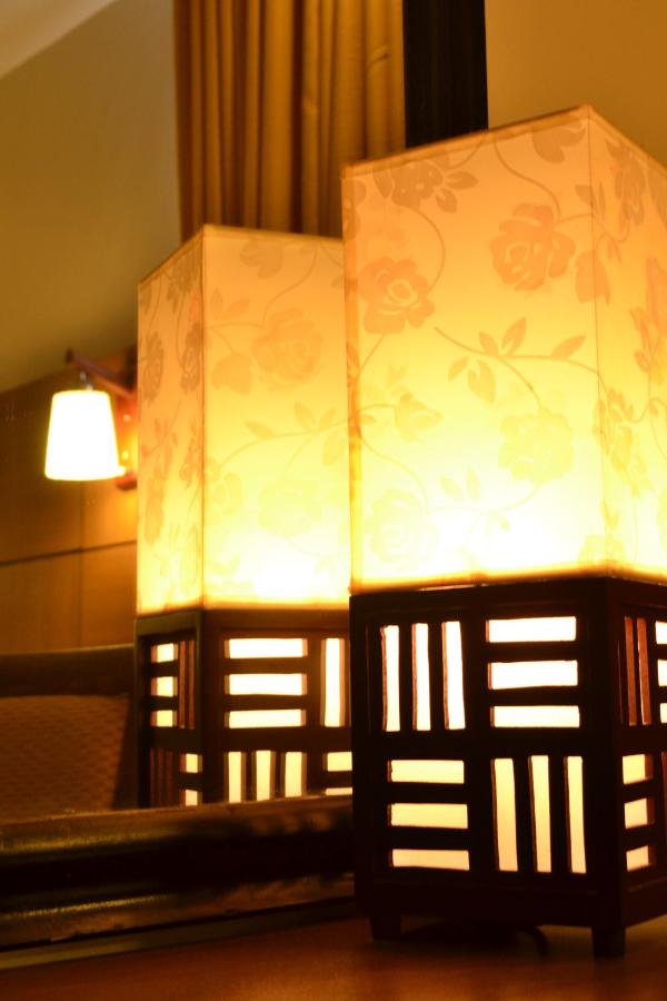 The Pinnacle Hotel and Suites