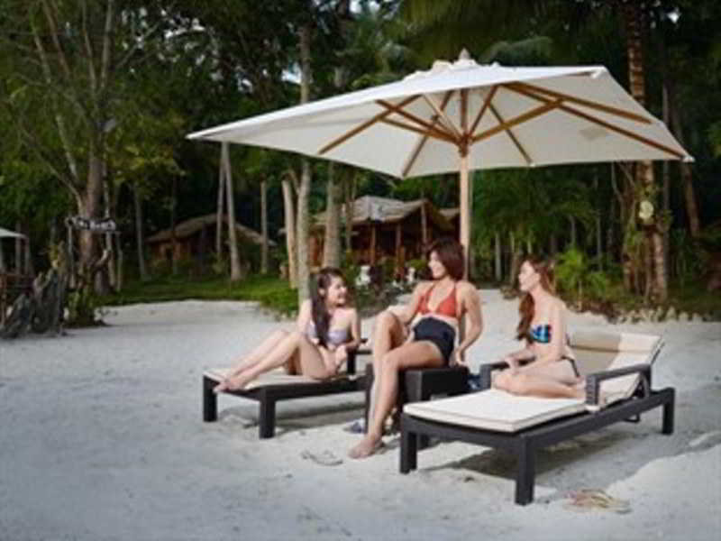 Tiki Beach Resort