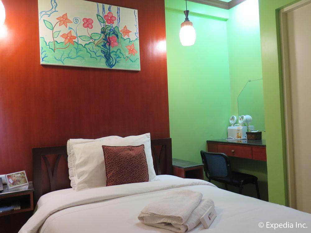 Tinhat Boutique Hotel and Restaurant