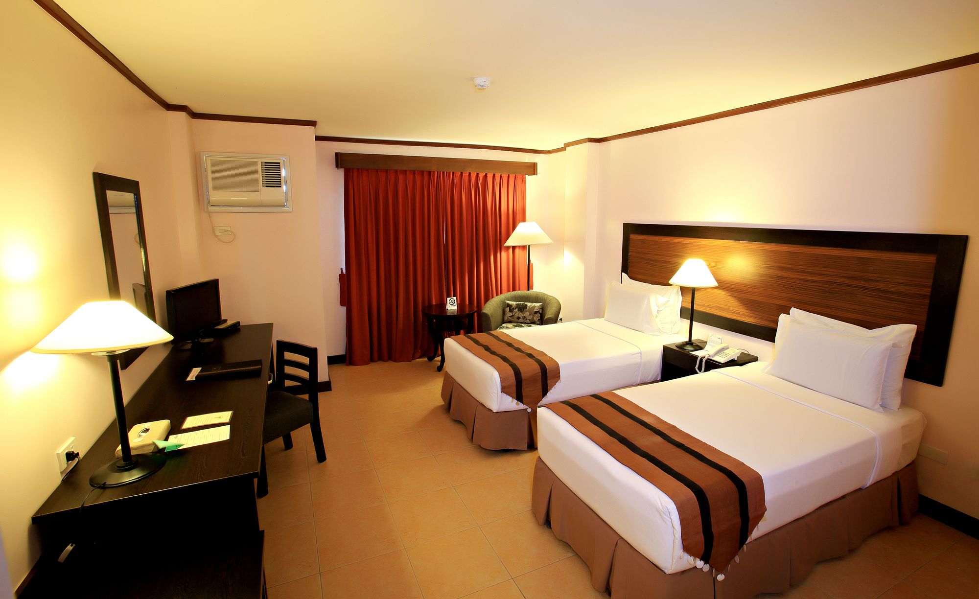 Hotel Tropika