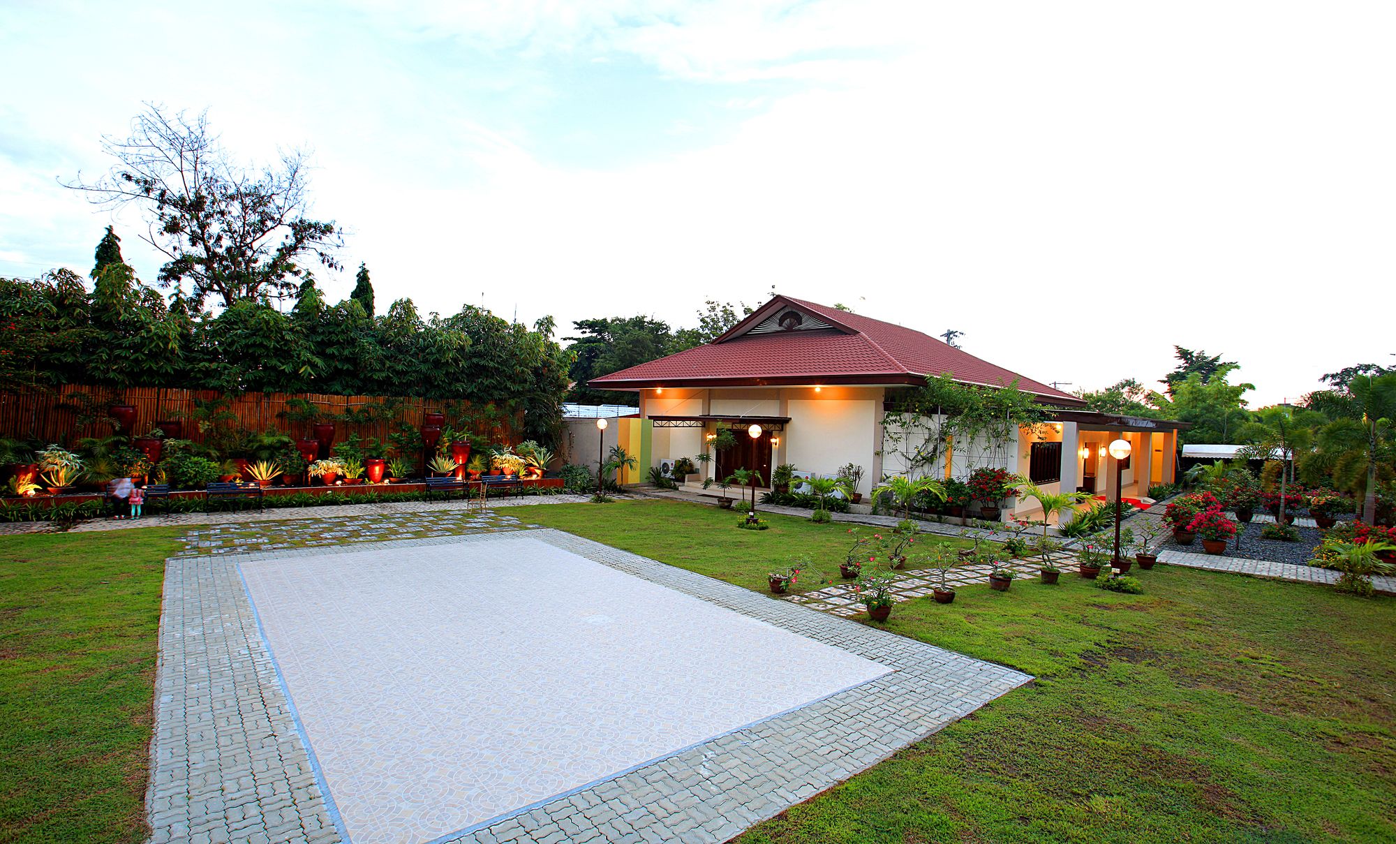 Hotel Tropika