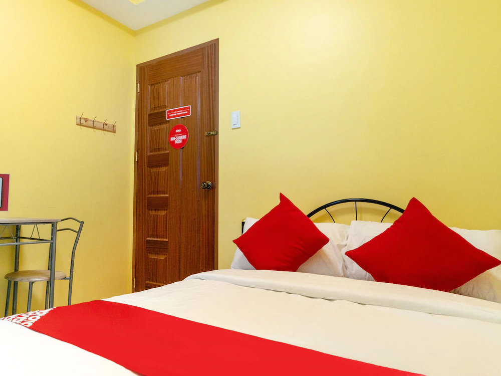 Yellow Pad by OYO Rooms