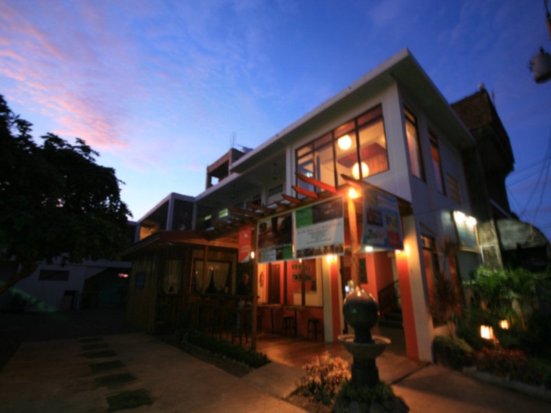 Antonio's Pension House