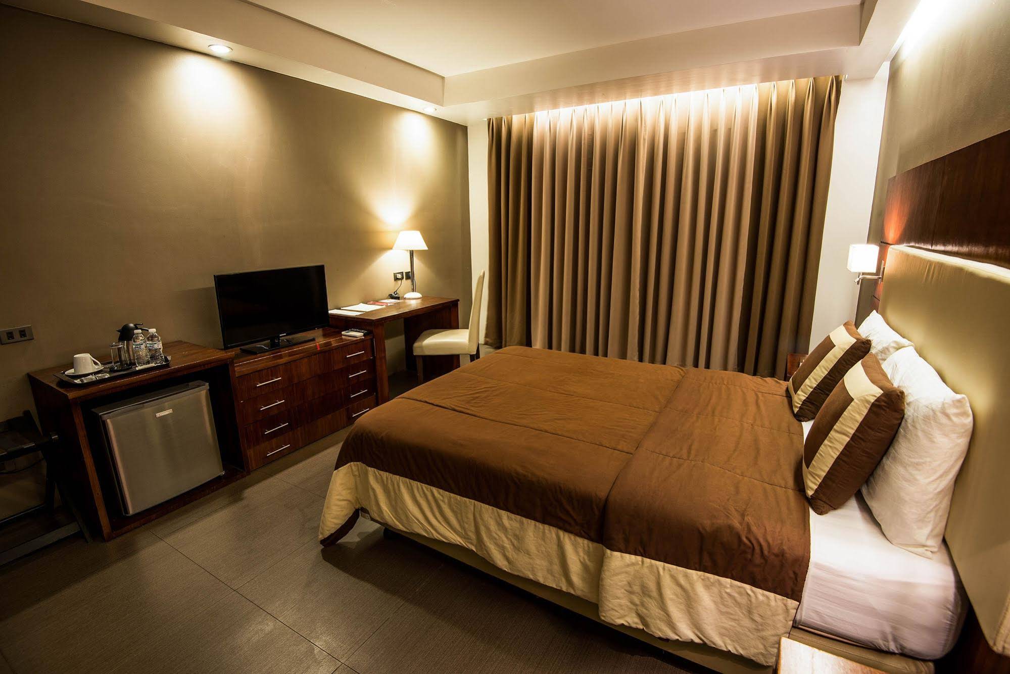 Ariana Hotel
