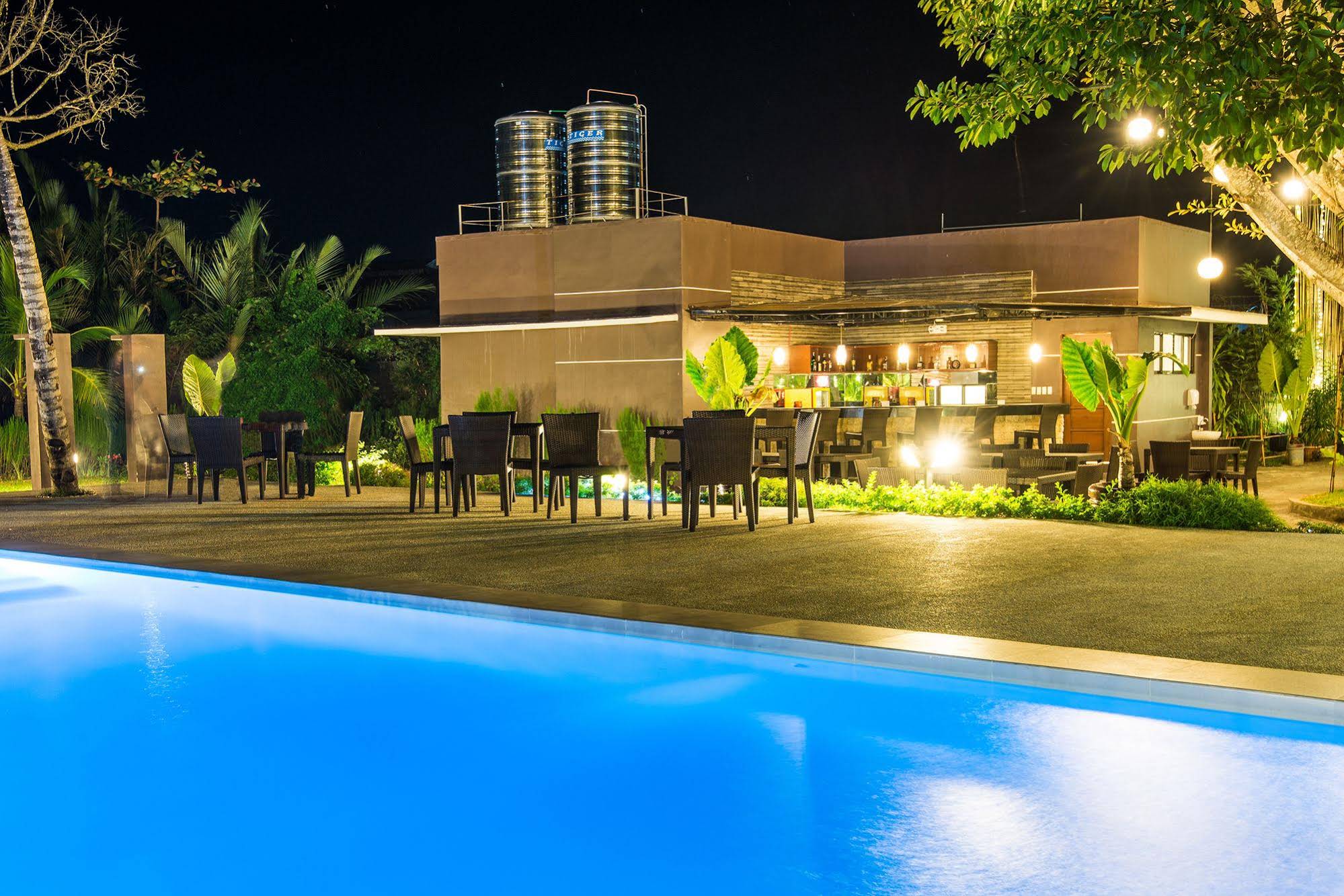 Ariana Hotel