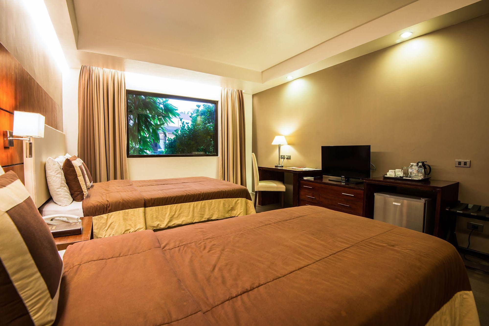 Ariana Hotel