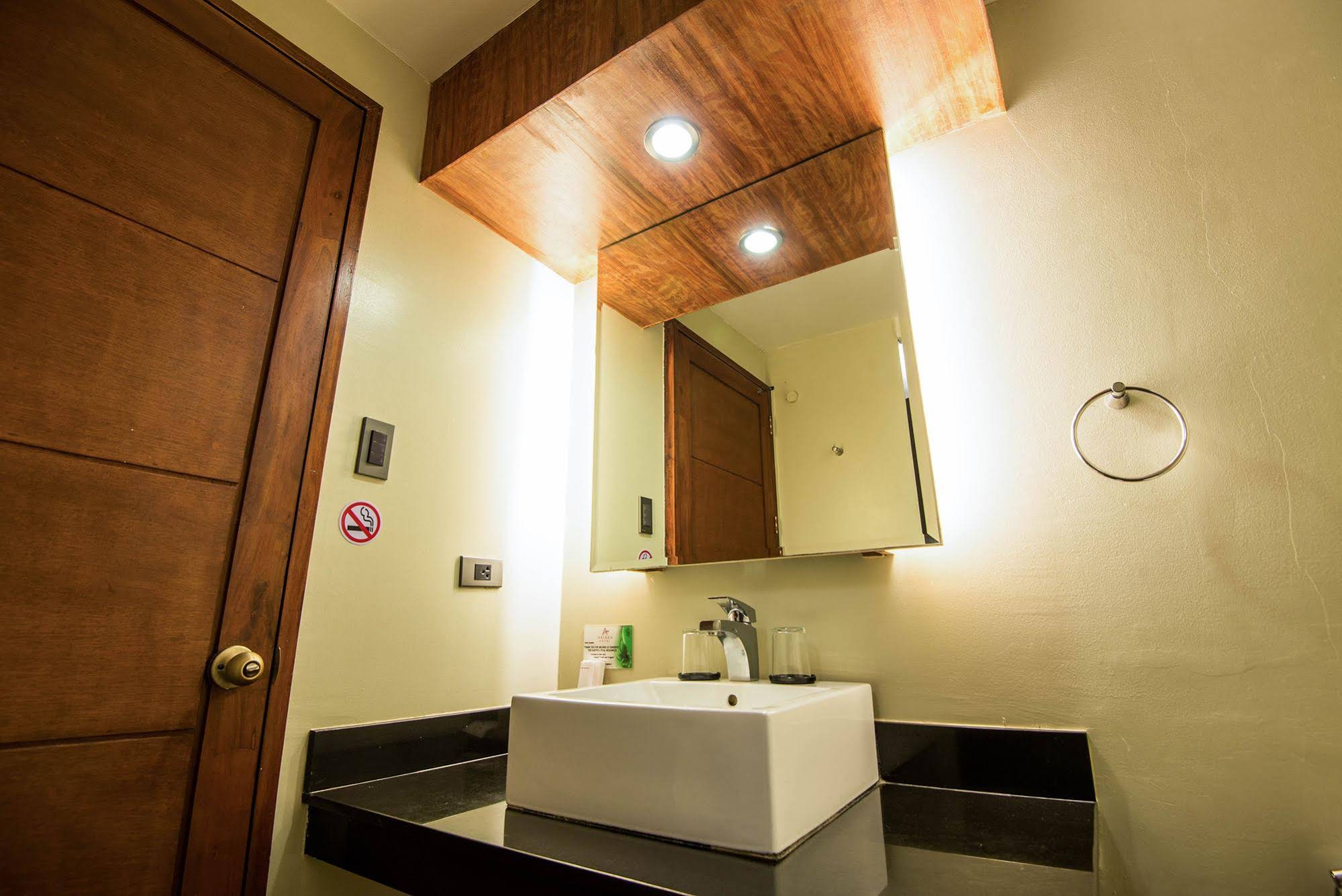 Ariana Hotel