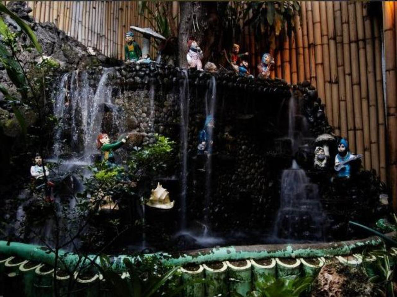 Bamboo Garden Business Inn