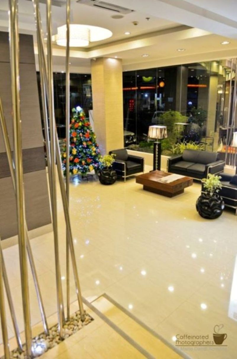 D'Hotel & Suites