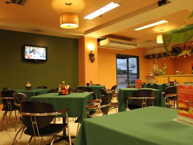 Hotel Camila 1