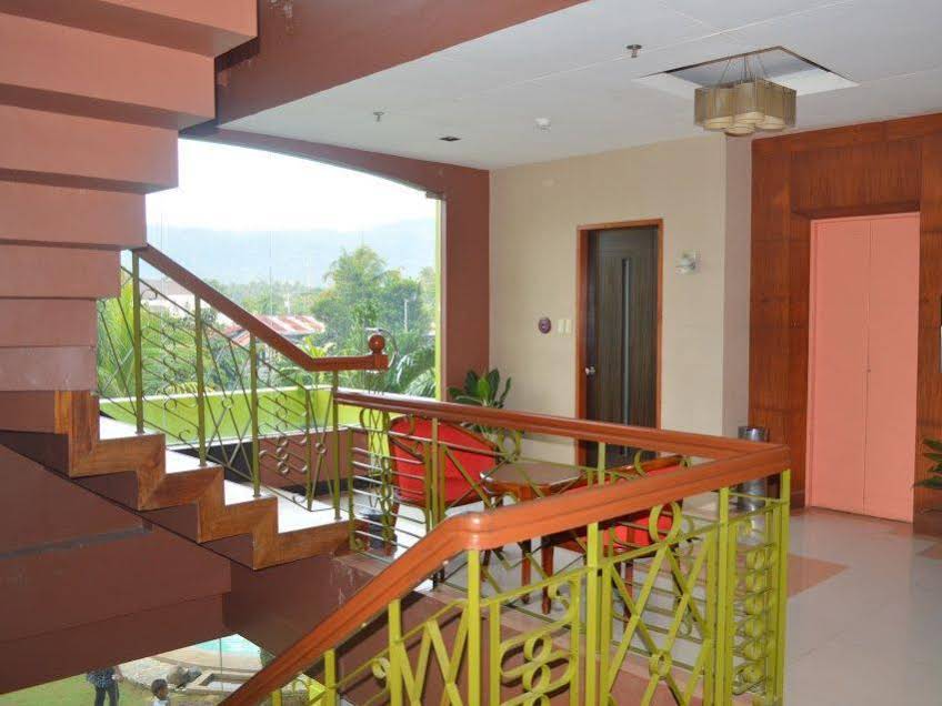 Hotel Camila 2