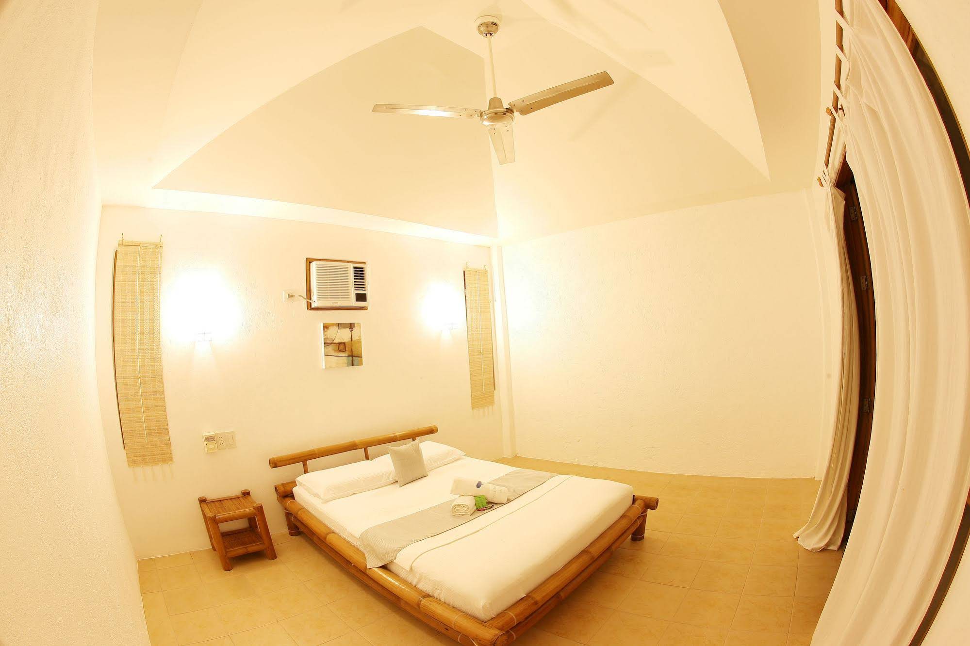 Elysia Beach Resort