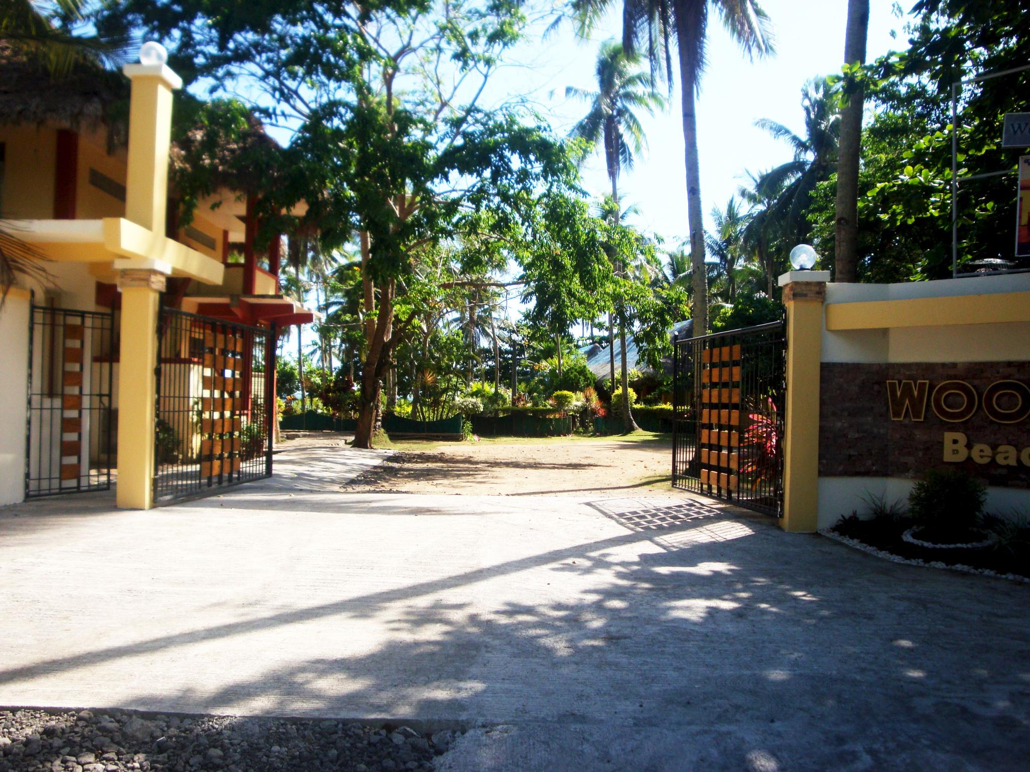 Vitton and Woodland Beach Resorts