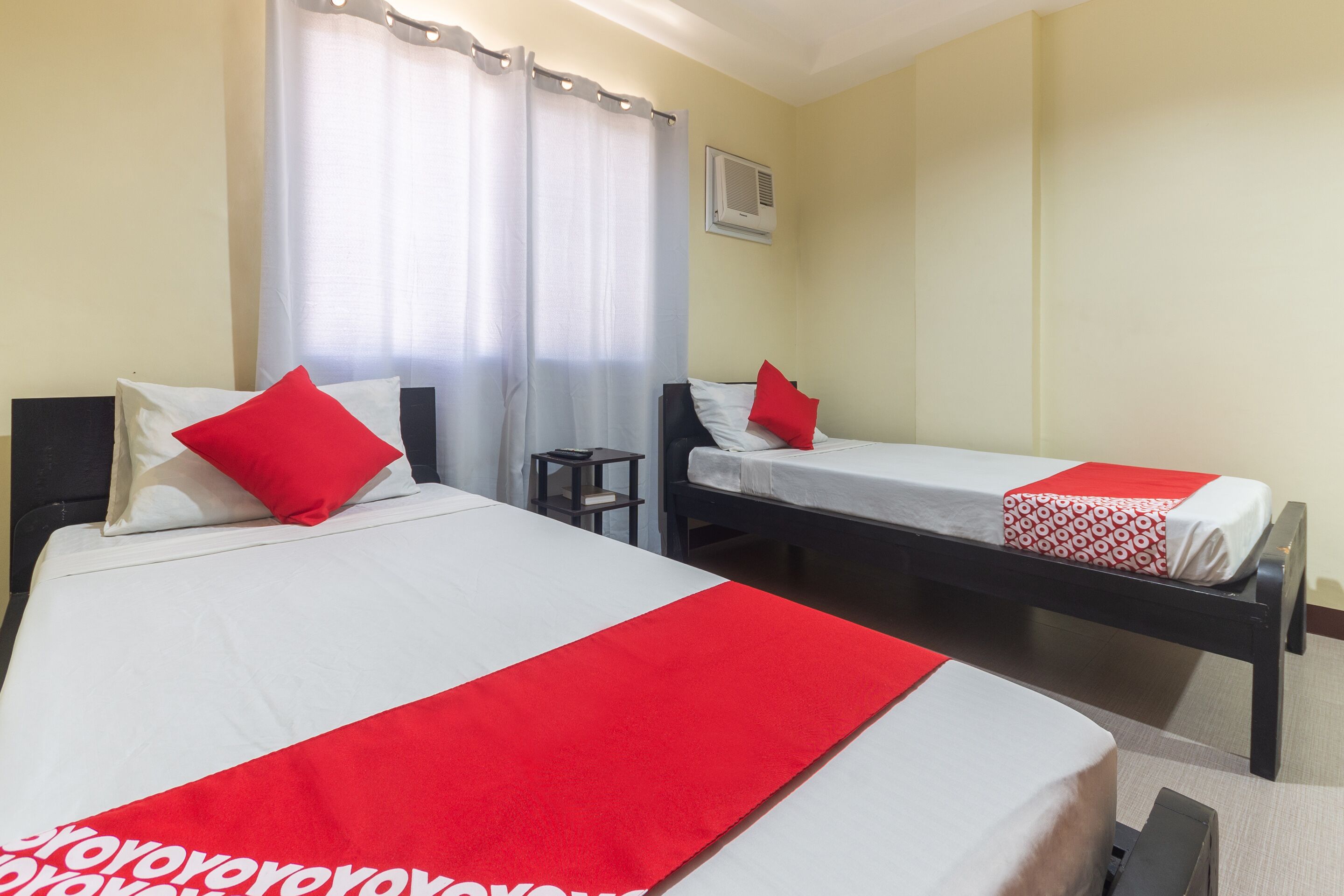 Blue Horizon Hostel by OYO Rooms