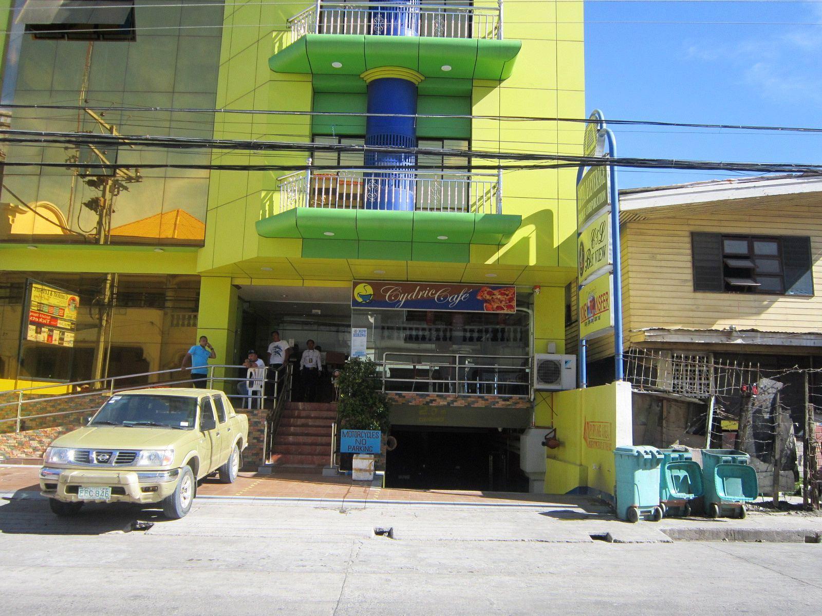 C & L Bay View Inn