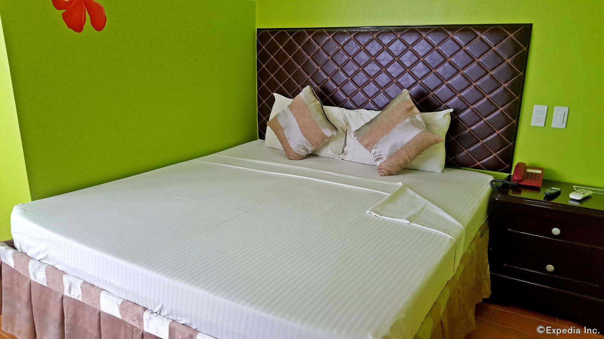 C & L Suites Inn